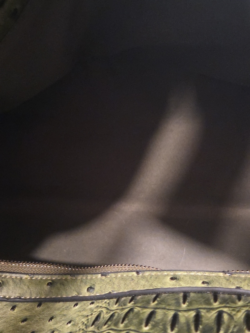 Weekender Bag - Picture 2 of 4